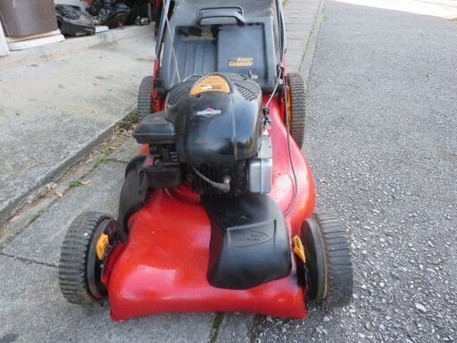 自走式芝刈り機バケット付き6馬力POULAN