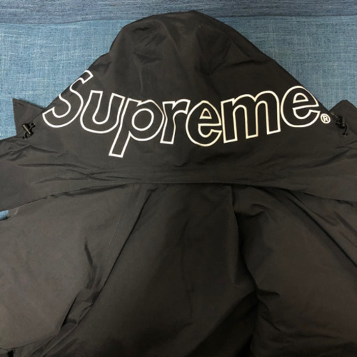 新品Supreme 700-Fill ダウンパーカー
