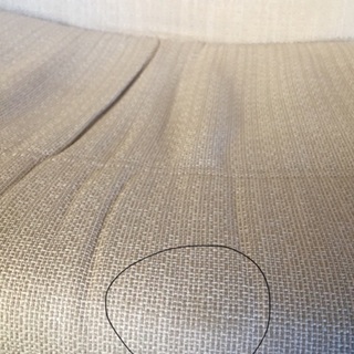 IKEA ポエングアームチェアー2脚セット　オットマンつきの画像