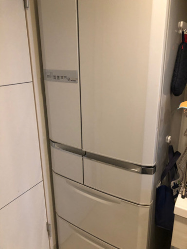 三菱ノンフロン冷凍冷蔵庫 565Ｌ