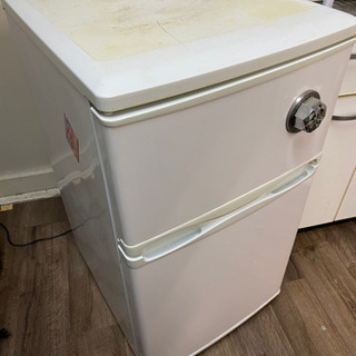 無料で差し上げます！一人暮らし向け小型冷蔵庫 88L