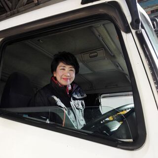 ★正社員★大型、4ｔドライバー大募集！の画像