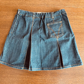 Burberry デニムスカート　黒　サイズ130の画像