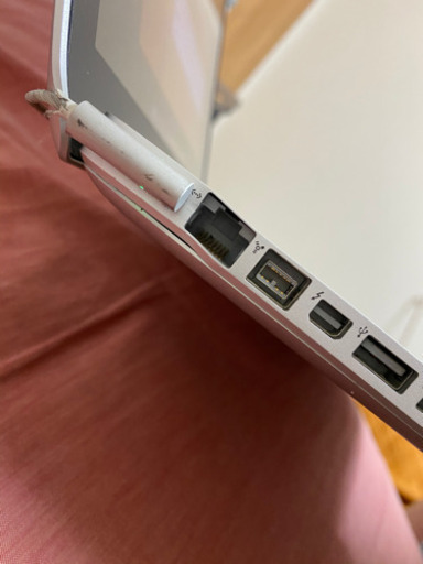 MacBook Pro late2011 13インチちょっと難あり