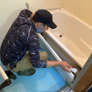 【浴室清掃 12,800円】高圧洗浄で水垢、カビを徹底除去！エプ...