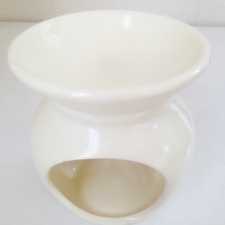 陶器のアロマポットの画像