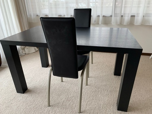 ダイニングテーブル・チェア２個セット