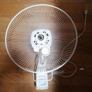 壁掛け扇風機