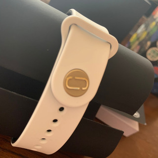 MARC JACOBS マークジェイコブス　スマートウォッチの画像