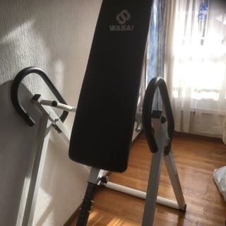 逆さぶら下がり機