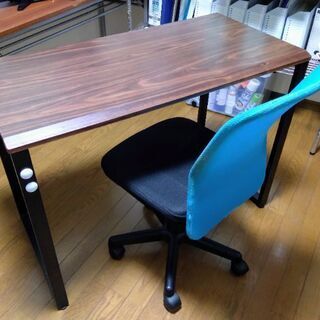 (取引中)事務デスク(オフィスチェア付き)【引取り限定】