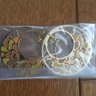 ピアス3