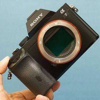 【交渉中】一眼レフカメラ　sony a7ボディ　譲ってください