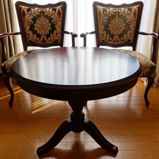 【取引中】カリモク家具　木製丸テーブル　７００ミリ 