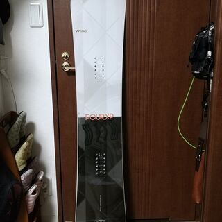スノーボードYONEX　FOURXP 144 （乗ったの2回だけ）