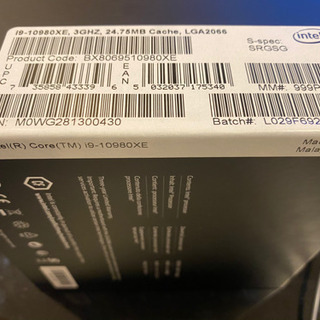 Intel Core i9-10980XE 未使用品