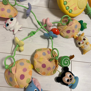 【無料】TOMY ディズニーキャラクターズ やわらかガラガラメリーデラックスの画像