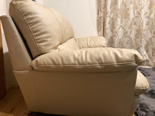 商談中　一時受付中断　美品　ニトリ　ソファー