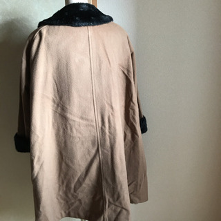 ファー付きＡラインコートの画像