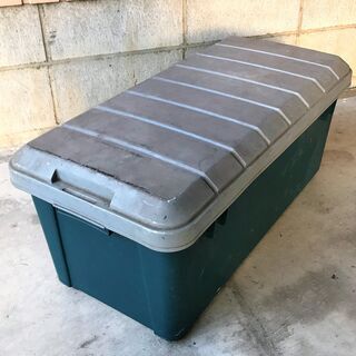 即決 RVBOX 800 アイリスオーヤマ 車 収納ボックス フタ付き ロック欠品 幅約78.5ｘ奥行約37.0ｘ高さ約32.5の画像