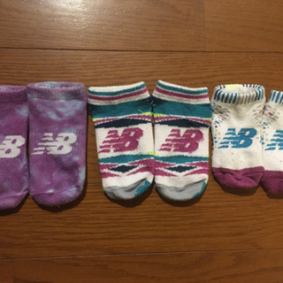 【0円】ニューバランス靴下13〜19cmキッズベビーの画像