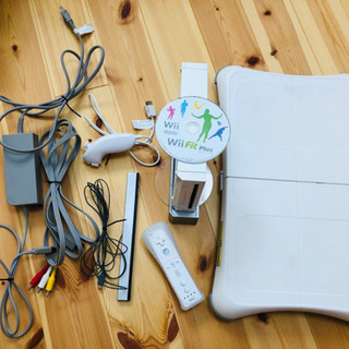 Wii fit plus  ウイフィットプラス　Nintendoの画像