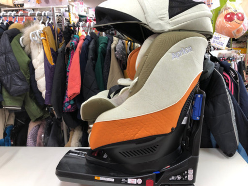 アップリカ　Aprica　クルリラ　チャイルドシート　シートベルト＆ISOFIXどちらでもOK　新生児～４歳頃