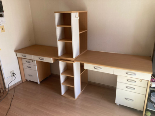 再投稿しました！ツインデスク（イスなし）