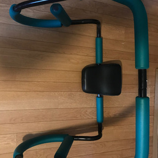 腹筋トレーニングに！無料！健康器具の画像