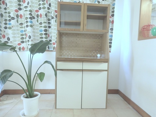 1月26日まで！カップボード＊食器棚＊レンジ台