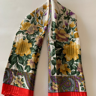 ❤️［新品］シルク大判スカーフの画像
