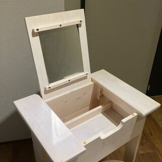 シャビーなドレッサー♪の画像