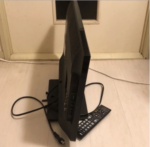 テレビ3500円で売ります！23インチ　TOSHIBA LED REGZA S7 23S7