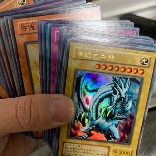 遊戯王カード全てレア以上100枚程