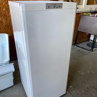 F1802　三菱　冷凍庫　フリーザー　121L 　2010年