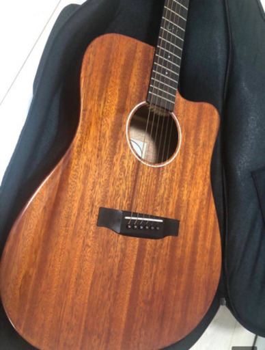 アコースティックギター！定価3万円を半額で〔新品〕