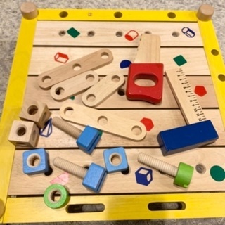 木製知育玩具　大工　工具　セット　カーペンターテーブル　ねじ回し