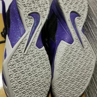 バッシュ27.5cm。の画像