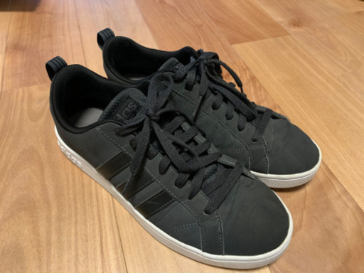 adidas スニーカー 25.5cm