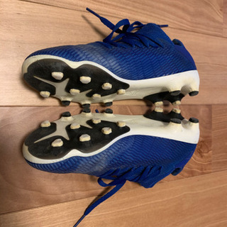 adidas Jrサッカースパイク 21.5cmの画像