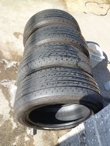 BSレグノ225/50R17　タイヤ４本