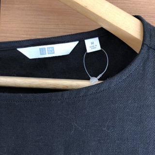ユニクロ　黒ワンピース　M 新品　【まとめ買い割引】  の画像