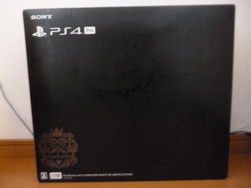 ほぼ未使用★保証付★PS4 Pro★Kingdom HeartsⅢ★限定版