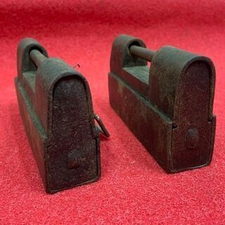 ★価格DOWN★アンティーク　錠前　2点セット　骨董品の画像