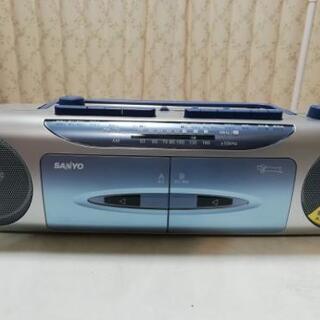 新品　ダブルラジオカセットレコーダーの画像