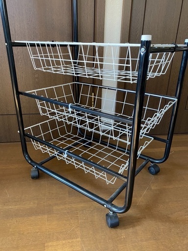 ラック　衣装かけ