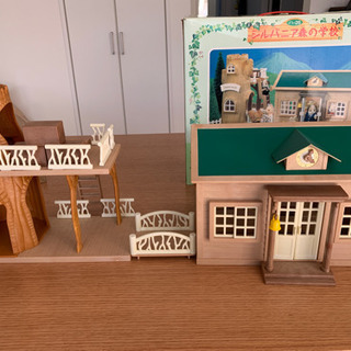 ▲決定済▲美品【シルバニアファミリー】シルバニア森の学校の画像