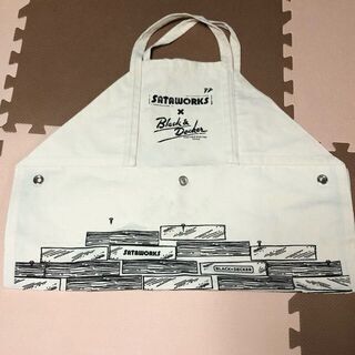 BLACK+ DECKER ウッドキャリアー エンボス缶 ブラックアンドデッカー 佐田工務店の画像