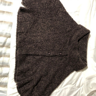 ikka ニットポンチョ　Lサイズの画像