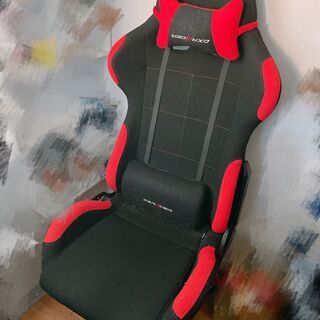 ゲーミングチェア　DXRacerの画像